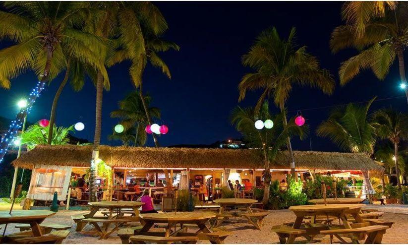 Bolongo Bay Beach Resort Ngoại thất bức ảnh